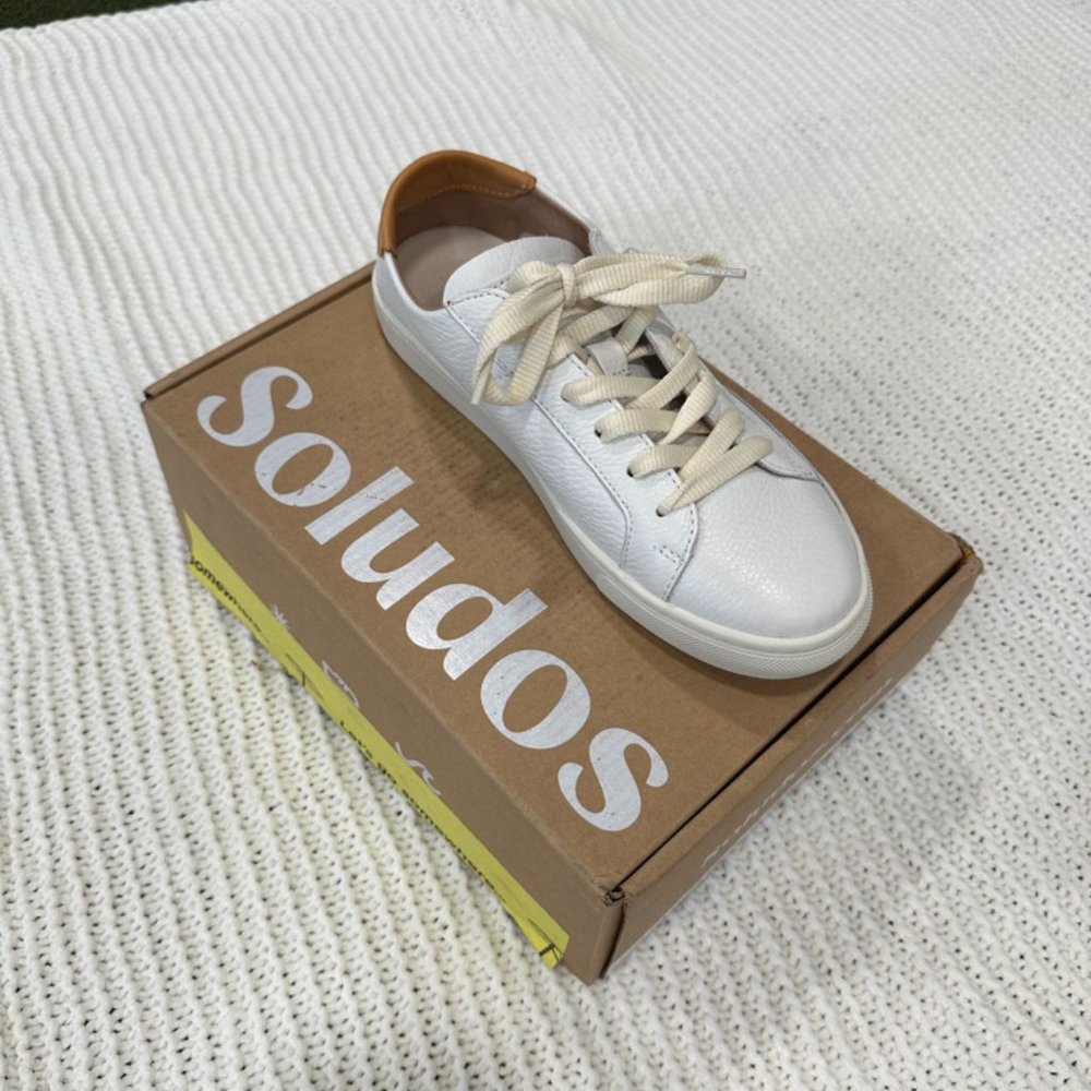 NWT Sneakers
